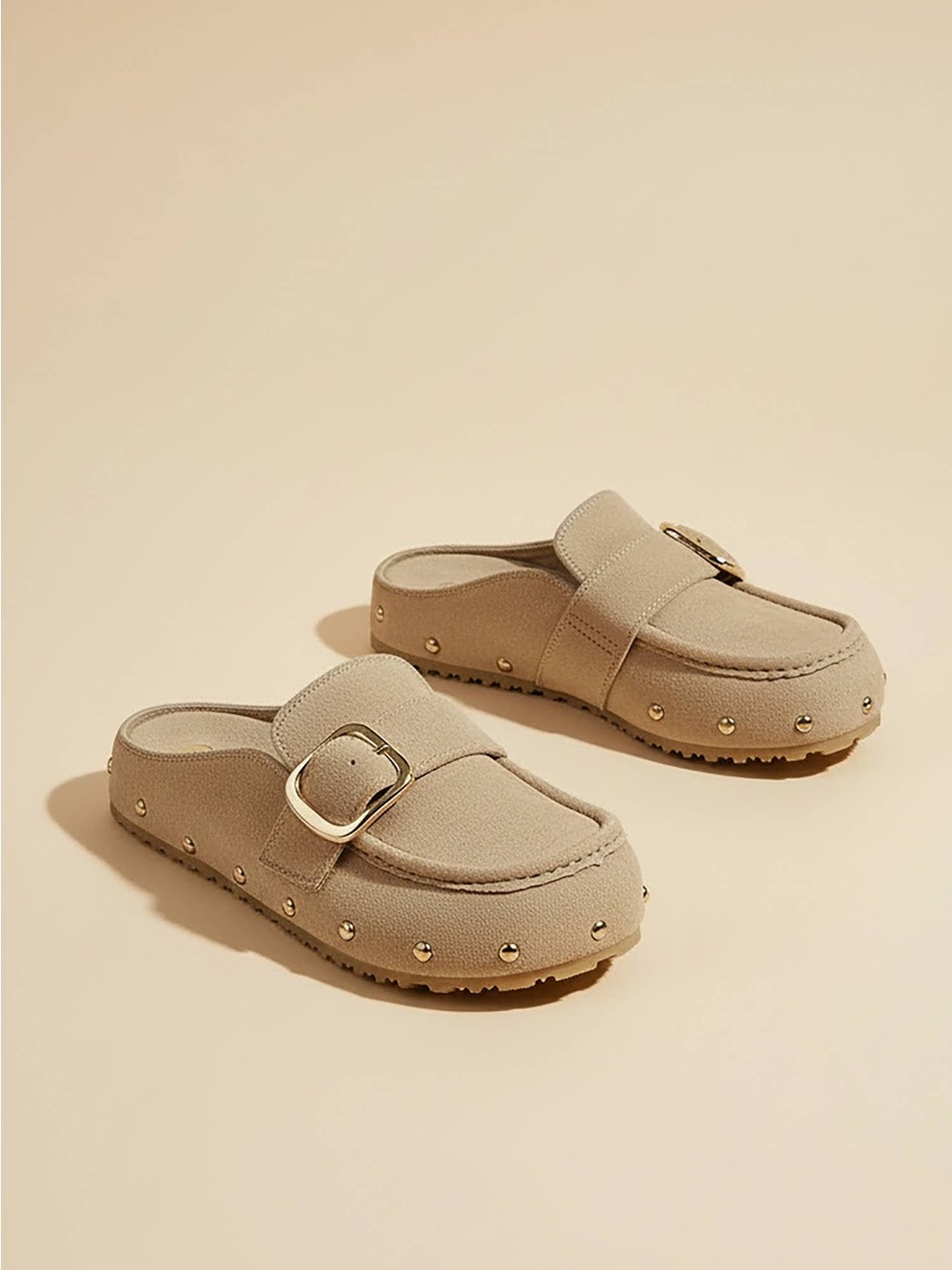 Women‘s Bone Suede Rivet Slip On Comfort Flat Clogs